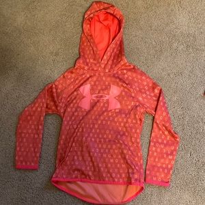 Under armour hoodie. Size small. Like new condition. Color is coral.